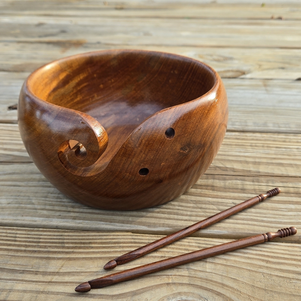 Hand carved knitting bowl, large yarn bowl wooden yarn bowl with wooden hooks